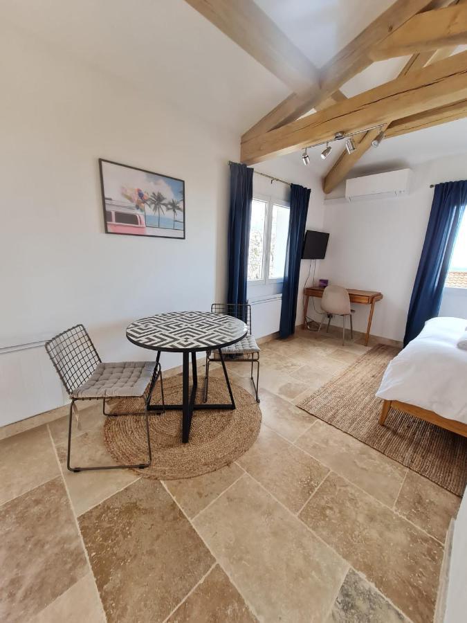 Adorable Maison Independante 30M2 Avec Piscine En Saison 카브리 외부 사진